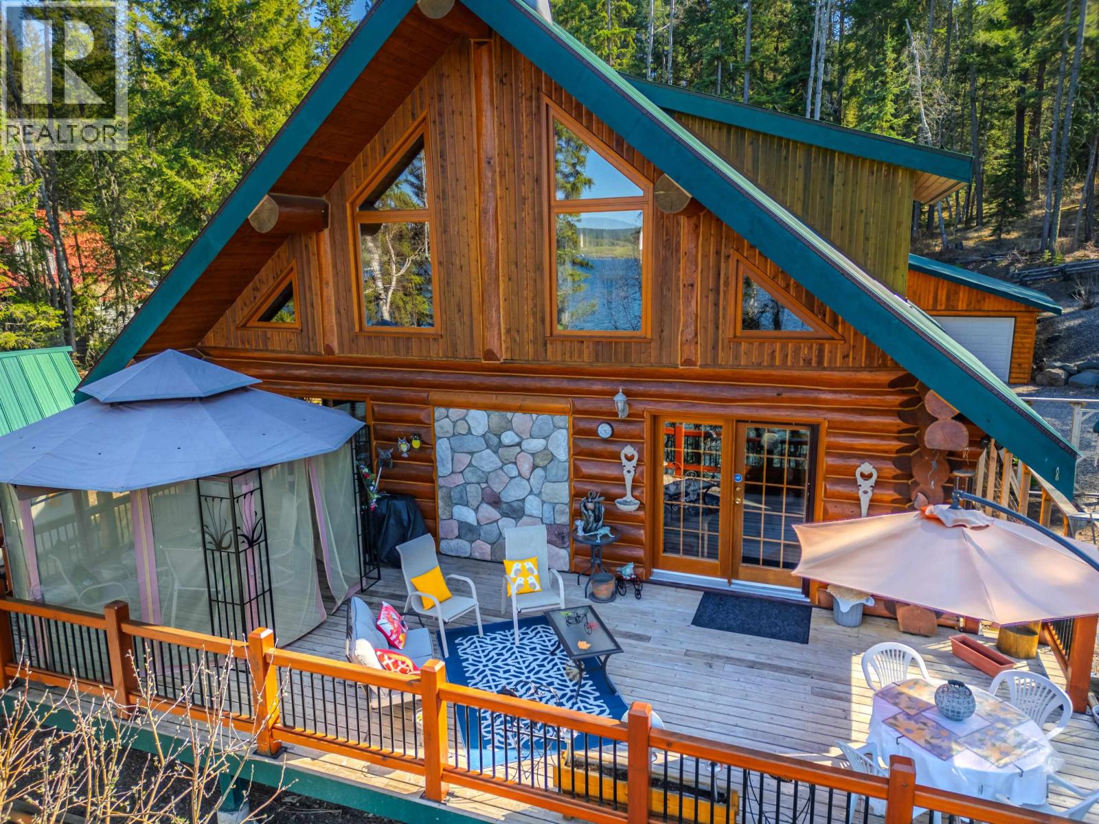 Residential in Lac La Hache 5