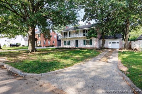 1655 Cherokee Pl, Bartlesville, OK, 74003-5814 | Card Image