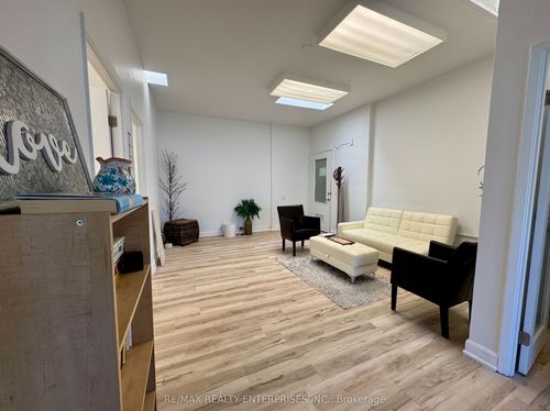 1-292 Lakeshore Rd E, Oakville, ON, L6J1J2 | Card Image