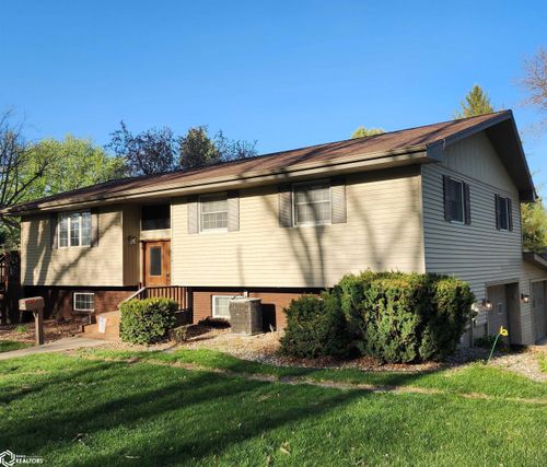 919 S Main St, Ida Grove, IA, 51445 | Card Image