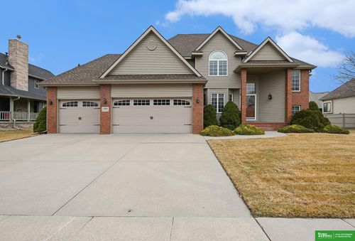 1280 N Bristolwood Dr, Fremont, NE, 68025-3799 | Card Image