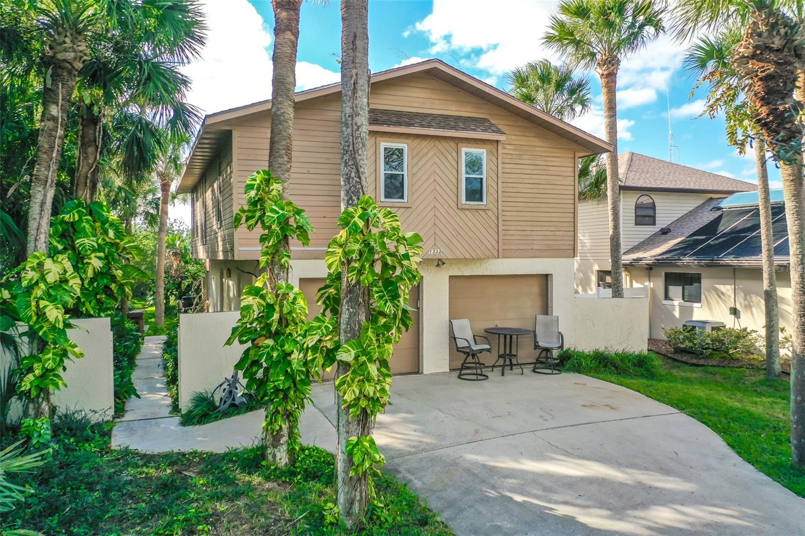 1333 N Daytona Avenue, For Sale in Flagler Beach Zoocasa