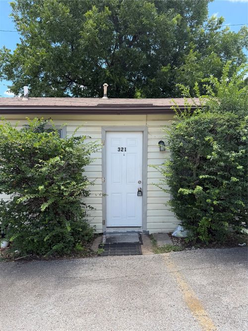 321 Katherine Cir, Irving, TX, 75061-5900 | Card Image