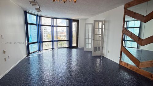 apt-807-20100 W Country Club Dr, Aventura, FL, 33180-1634 | Card Image