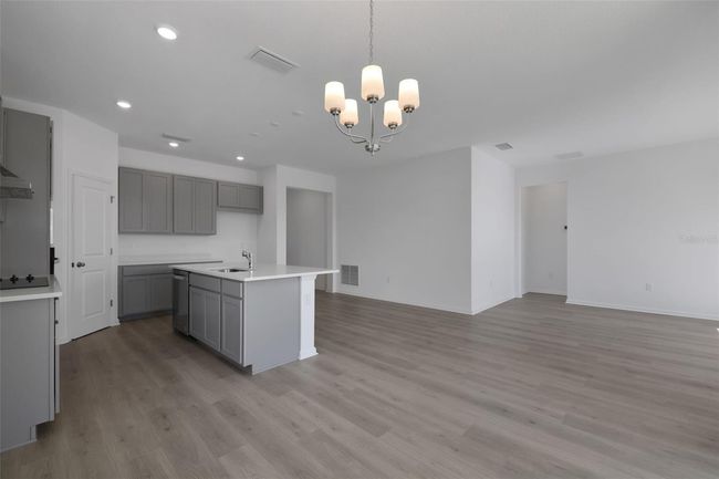 2854 Supermarine Loop, House other with 4 bedrooms, 2 bathrooms and null parking in TAVARES FL | Image 13