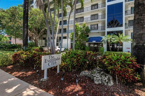 apt-703-2300 Ne 33rd Ave, Fort Lauderdale, FL, 33305-1841 | Card Image