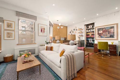 4d-15 10th St, New York, NY, 10003-5932 | Card Image