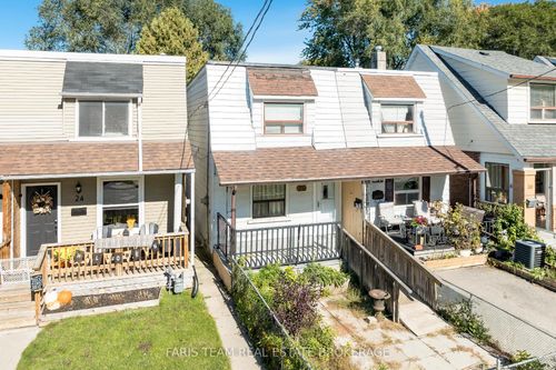 26 Queensdale Ave, East York, ON, M4J1X9 | Card Image
