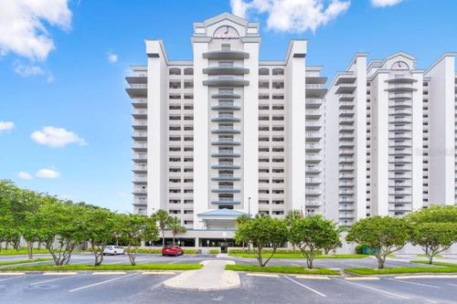 706-13427 Blue Heron Beach Dr, ORLANDO, FL, 32821-6302 | Card Image
