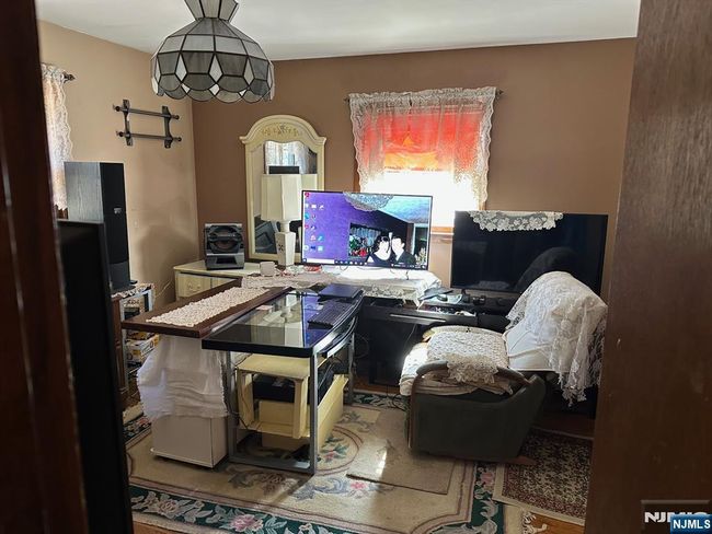57A Fairview Ave, House other with 6 bedrooms, 2 bathrooms and null parking in Park Ridge NJ | Image 33