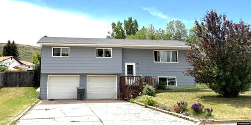 331 Hansen Ave, Evanston, WY, 82930-4971 | Card Image