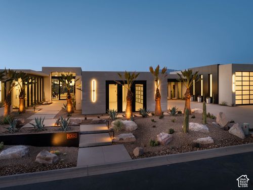 2031 E Pinnacle Dr, St. George, UT, 84790-7847 | Card Image
