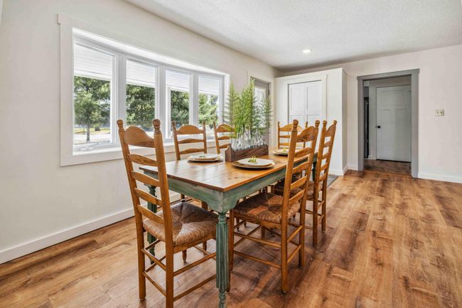 Dining Area | Image 26
