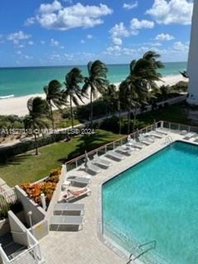 APT-509 - 6767 Collins Ave, Condo with 2 bedrooms, 2 bathrooms and null parking in Miami Beach FL | Image 19