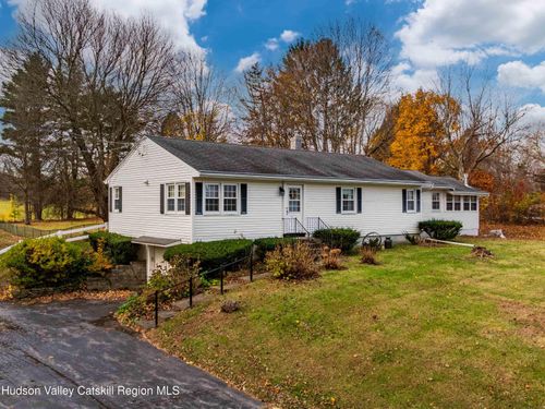 252 Route 199, Red Hook, NY, 12571-2383 | Card Image