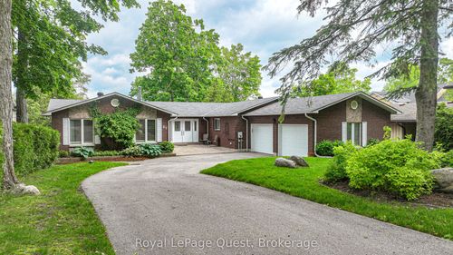 27 Heyden Avenue, Orillia, ON, L3V0G5 | Card Image