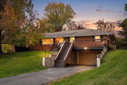 21 Peak Ln, Waynesboro, VA, 22980 | Card Image