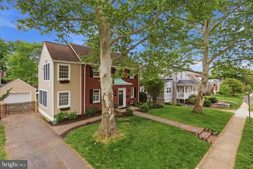 139 S Abingdon St, ARLINGTON, VA, 22204-1330 | Card Image