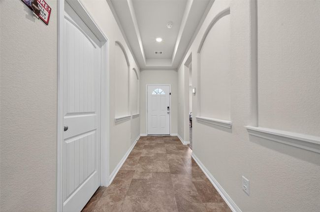 7615 Nevaeh Crest Path, House other with 3 bedrooms, 2 bathrooms and 2 parking in Houston TX | Image 7