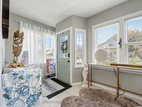 75 Chestnut Ave, Hamilton, ON, L8L6K8 | Card Image