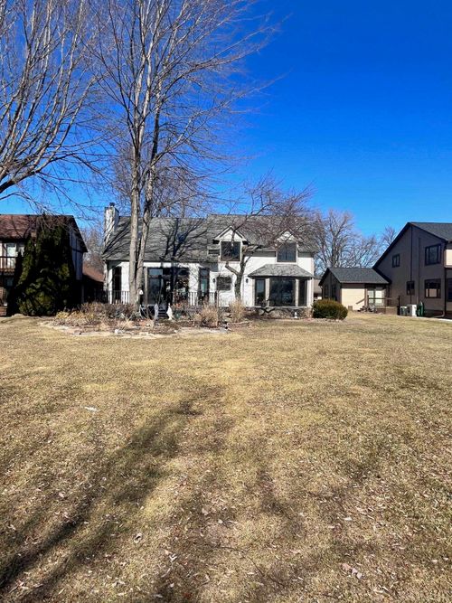 4439 Pointe Tremble Rd, Algonac, MI, 48001-4661 | Card Image