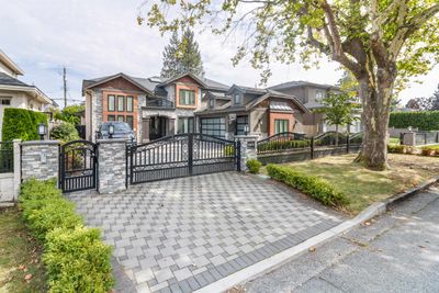 8600 Fairfax Cres, House other with 5 bedrooms, 5 bathrooms and 6 parking in Richmond BC | Image 1