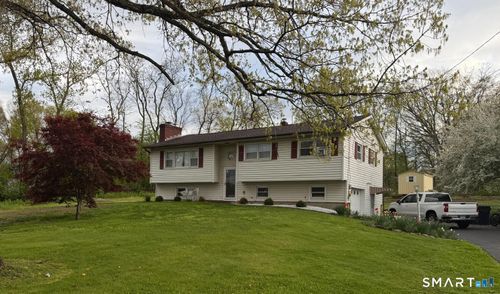 7 Rogers Dr, Danbury, CT, 06811-4927 | Card Image