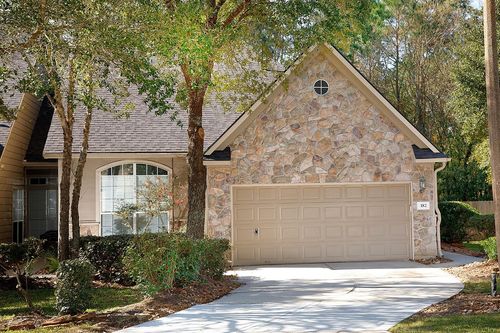 182 N Valley Oaks Cir, The Woodlands, TX, 77382-1724 | Card Image