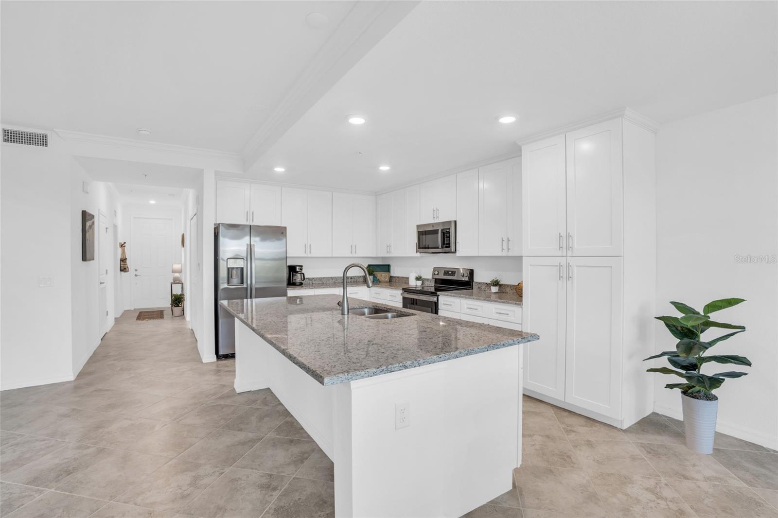 Residential in PUNTA GORDA 5