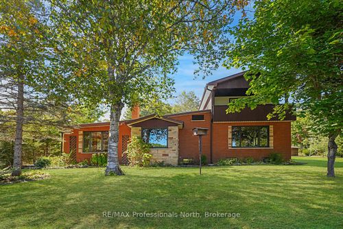 1093 Dark Lake Rd, Highlands East, ON, K0L2Y0 | Card Image
