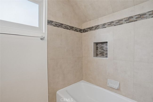 14652 Devonshire Ave, House other with 3 bedrooms, 3 bathrooms and 4 parking in Tustin CA | Image 32