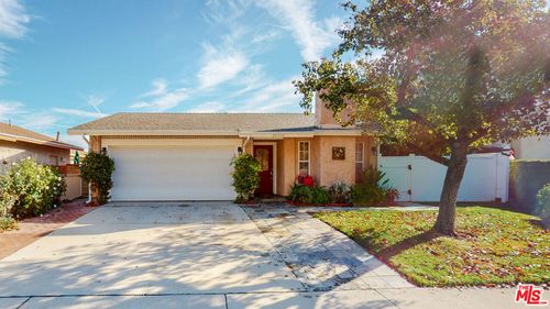 25774 Nashua Way, Valencia, CA, 91355-2407 | Card Image