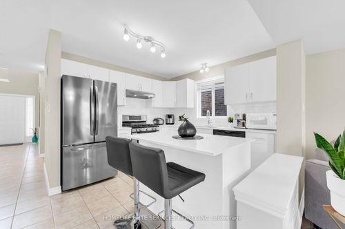 1185 Sandbar St, London, ON, N6G0G6 | Card Image