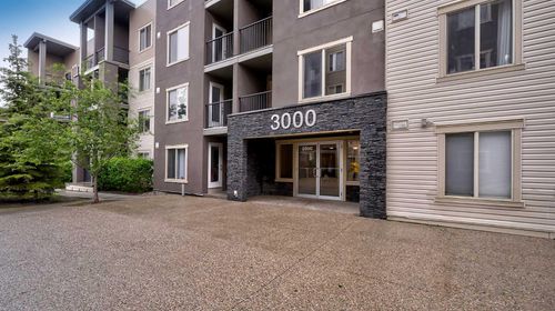 3309-403 Mackenzie Way Sw, Airdrie, AB, T4B3V7 | Card Image