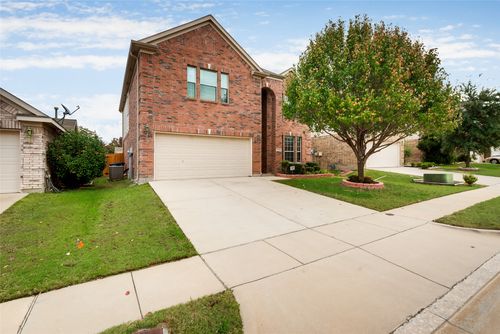 10008 Sedgewick Rd, Fort Worth, TX, 76244-8518 | Card Image