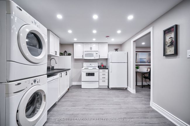 720 Emerson Ave, House other with 5 bedrooms, 2 bathrooms and 4 parking in Oshawa ON | Image 33