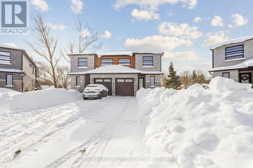 133 Jefferey Way, Wellington North (Mount Forest), ON, N0G2L2 | Card Image