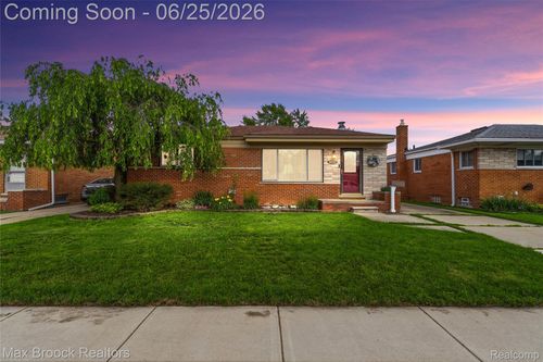 30250 Longfellow Ave, Madison Heights, MI, 48071-2060 | Card Image
