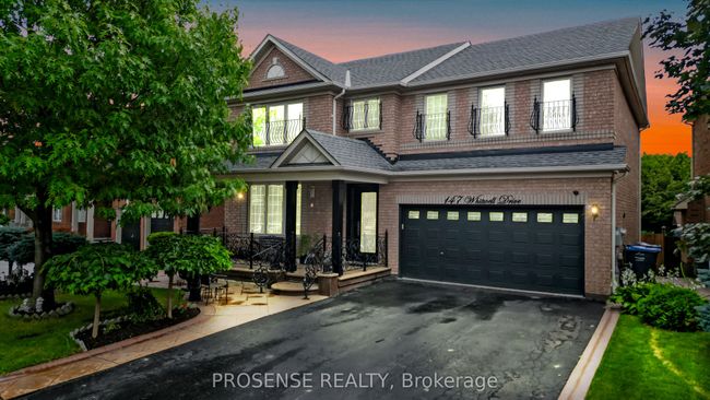 147 Whitwell Dr, House other with 6 bedrooms, 4 bathrooms and 4 parking in Brampton ON | Image 4