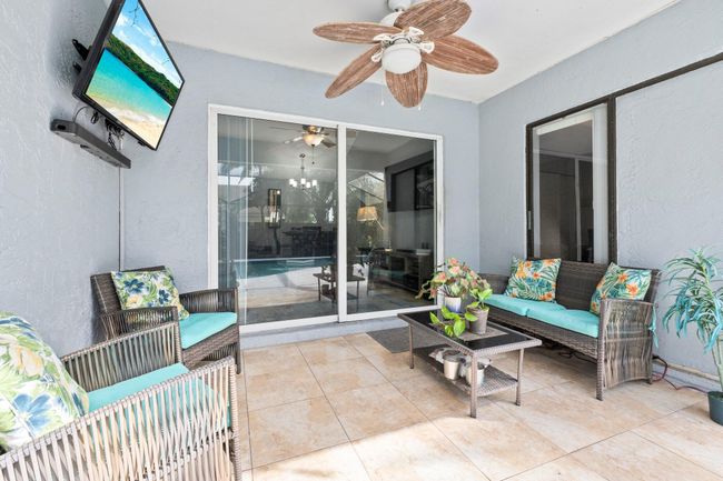 5280 Se Dell St, House other with 4 bedrooms, 2 bathrooms and null parking in Stuart FL | Image 5