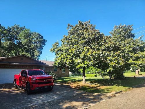 1417 Se Madison St, Idabel, OK, 74745-5719 | Card Image