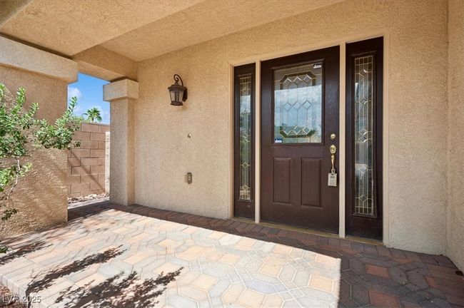10948 Carberry Hill St, House other with 3 bedrooms, 4 bathrooms and null parking in Las Vegas NV | Image 4