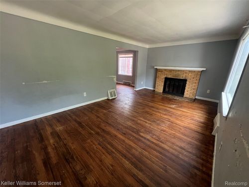 16575 Asbury Park, Detroit, MI, 48235-3658 | Card Image