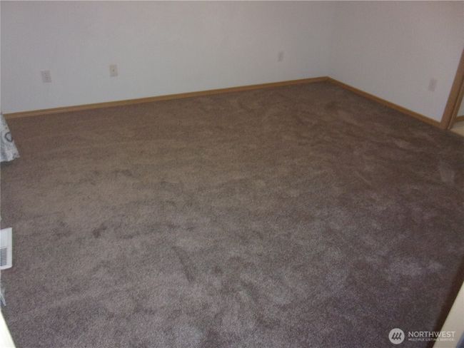 Primary bedroom. | Image 15