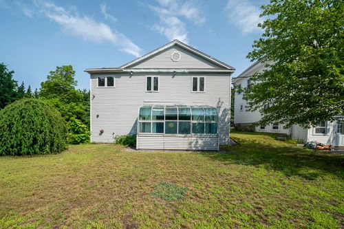 12 Pleasant St, Goffstown, NH, 03045-1663 | Card Image