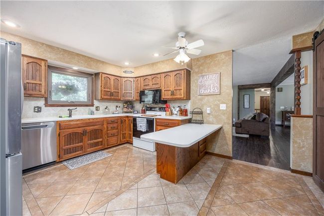 1836 N 4 Th St, House other with 5 bedrooms, 2 bathrooms and null parking in Neodesha KS | Image 12