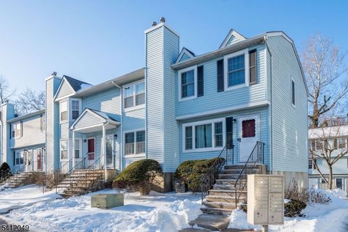 h-19 Washington Ave, North Plainfield, NJ, 07060-4654 | Card Image