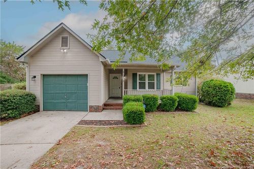 613 Winthrop Ct, Fayetteville, NC, 28311-1075 | Card Image