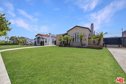 2430 W 77th St, Inglewood, CA, 90305-1112 | Card Image