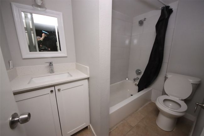 APT-19 - 1600 West Ave, Condo with 1 bedrooms, 1 bathrooms and 1 parking in Austin TX | Image 6